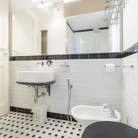 166 - Casa Mosaico, Vicino Al Centro Citta Lägenhet